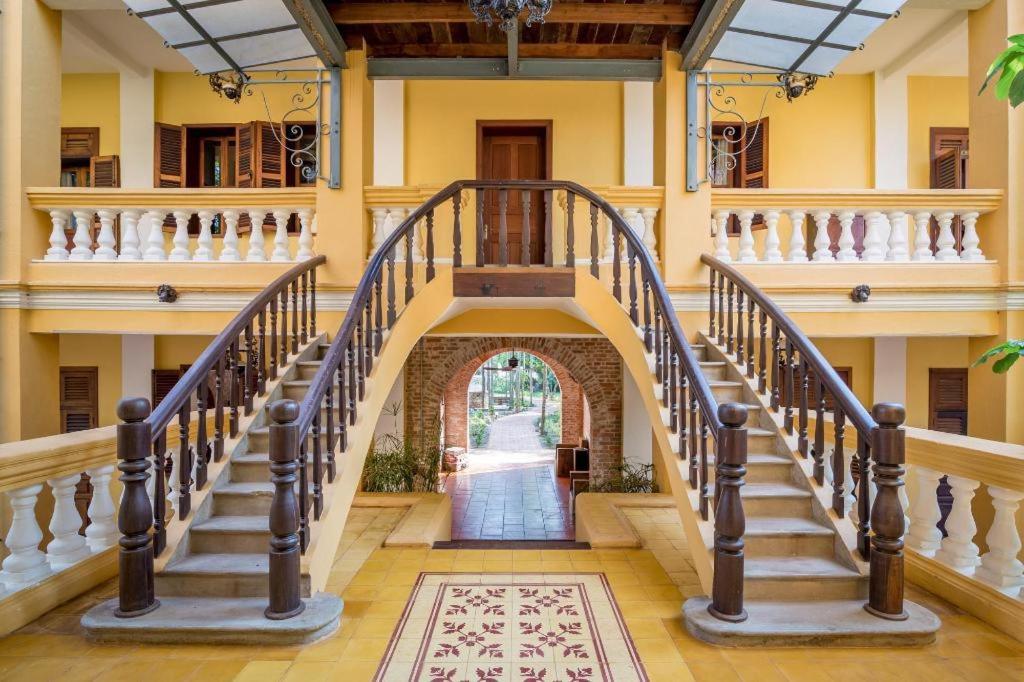 Hotel Le Relais De Chhlong Kratie Exterior foto