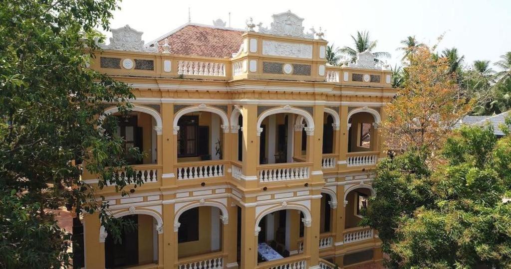 Hotel Le Relais De Chhlong Kratie Exterior foto