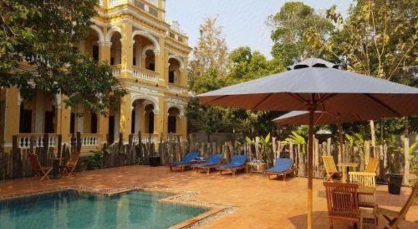 Hotel Le Relais De Chhlong Kratie Exterior foto