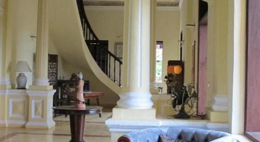 Hotel Le Relais De Chhlong Kratie Exterior foto
