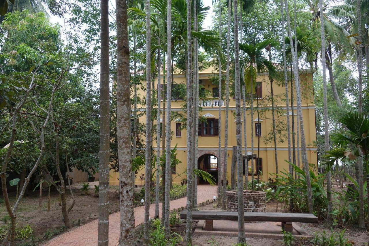 Hotel Le Relais De Chhlong Kratie Exterior foto