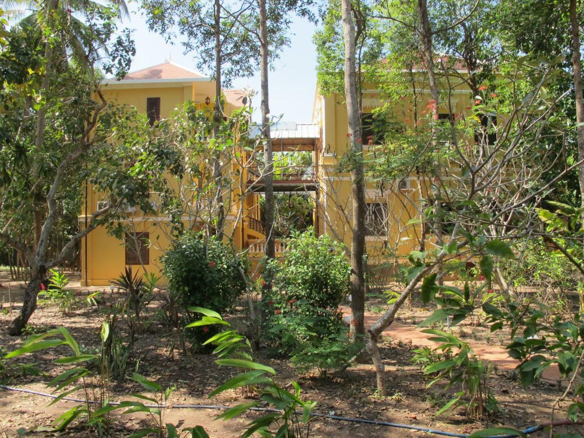 Hotel Le Relais De Chhlong Kratie Exterior foto